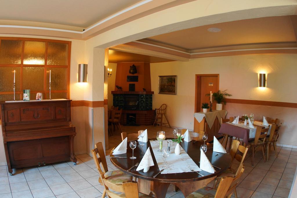 Waldhotel Bad Bibra Bagian luar foto