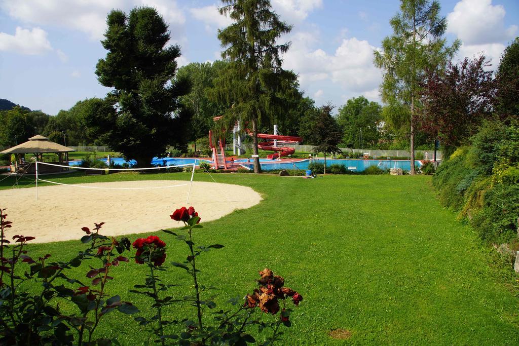Waldhotel Bad Bibra Bagian luar foto